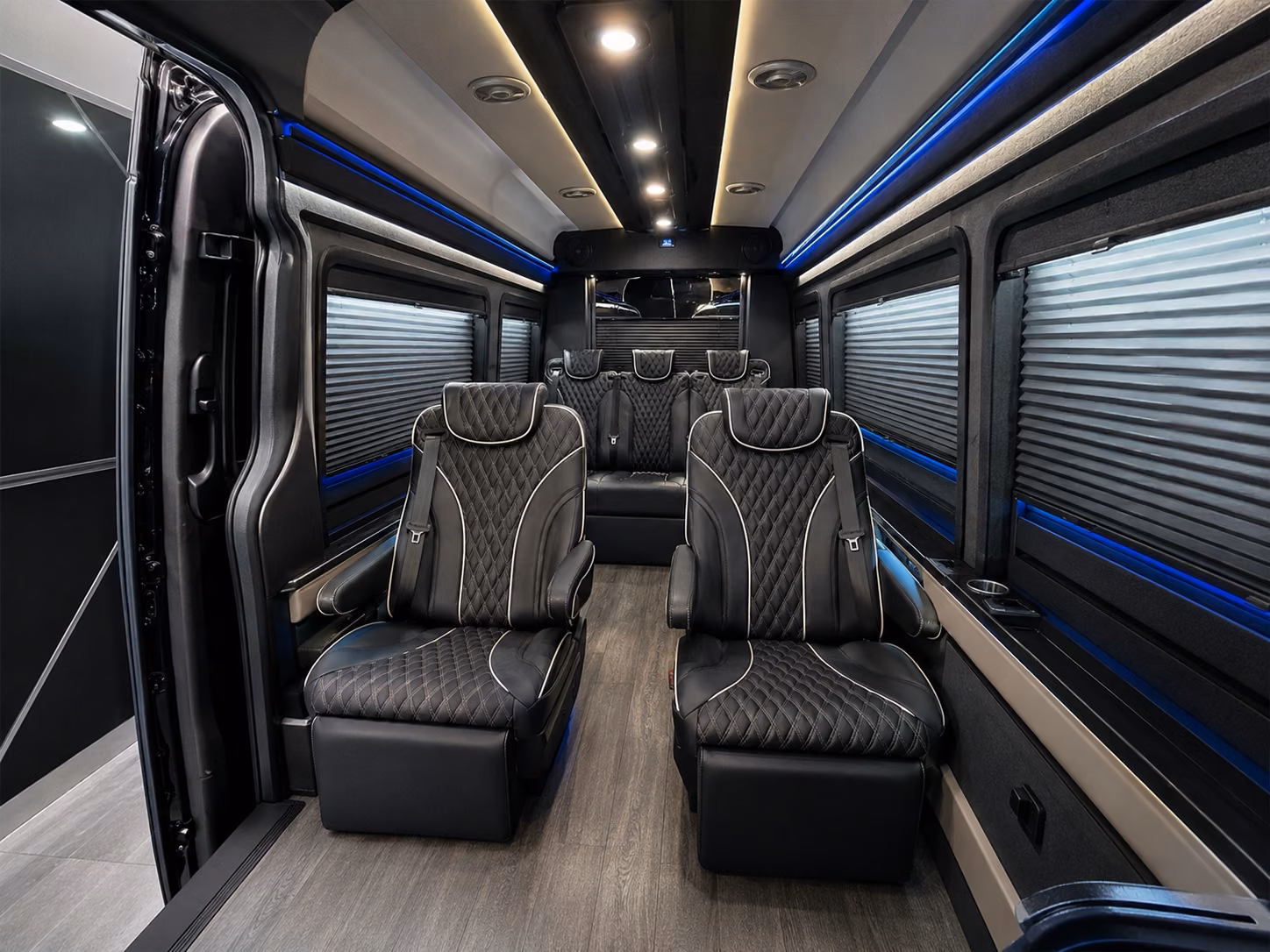 airport shuttle buses for hanford and pnnl contractor groups in kennewick
