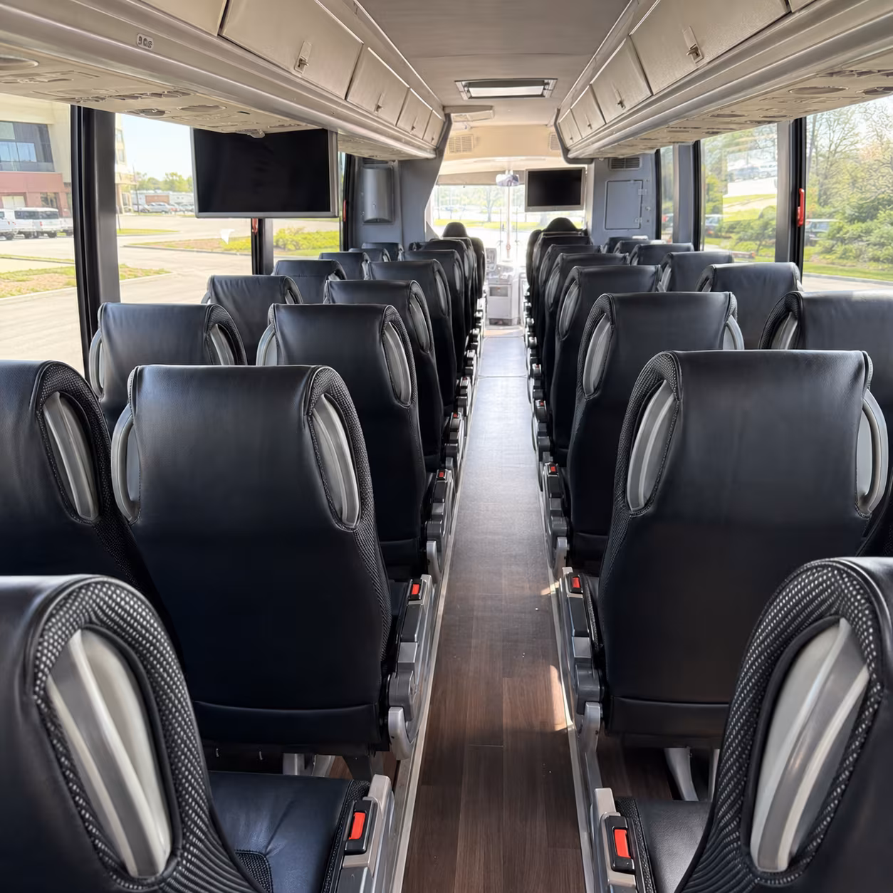 charter bus pickups at tri cities airport psc for arriving groups