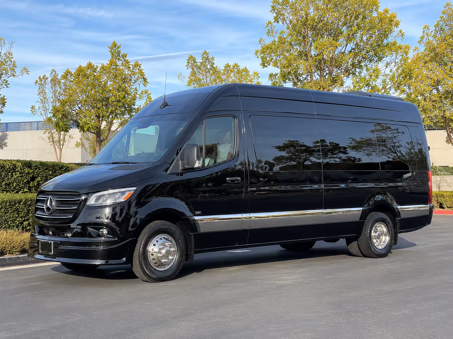 kennewick wine tour brewery transportation onboard seating