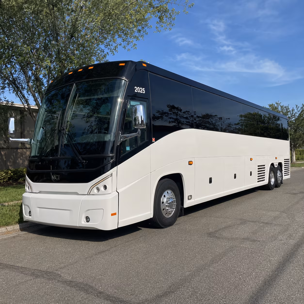 ready to compare buses for watershed paradiso and summer gorge festivals